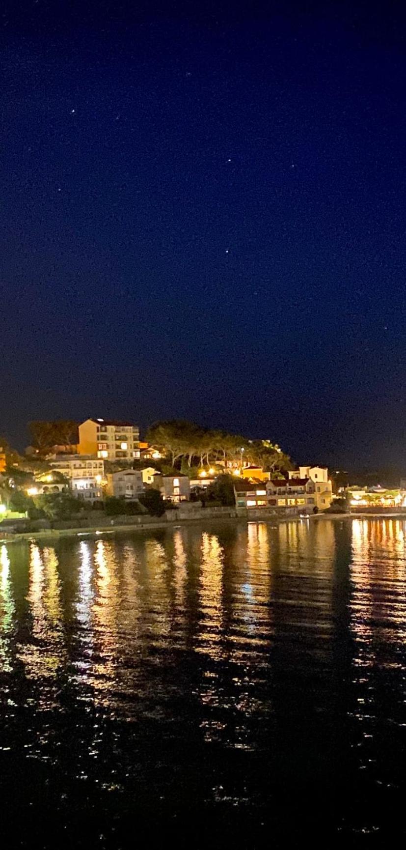 Les Hameaux De Provence - Piscine Et Place De Parking Privee - Acces Plage Et Sentier Du Littoral باندول الغرفة الصورة